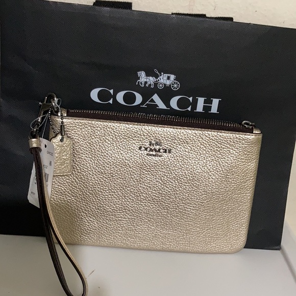Coach Sm wristlet in polished leather - Picture 2 of 9
